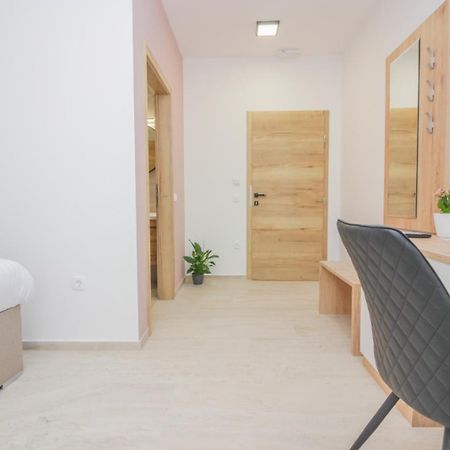 Rooms Zemunik Donji Zemunik Eksteriør billede