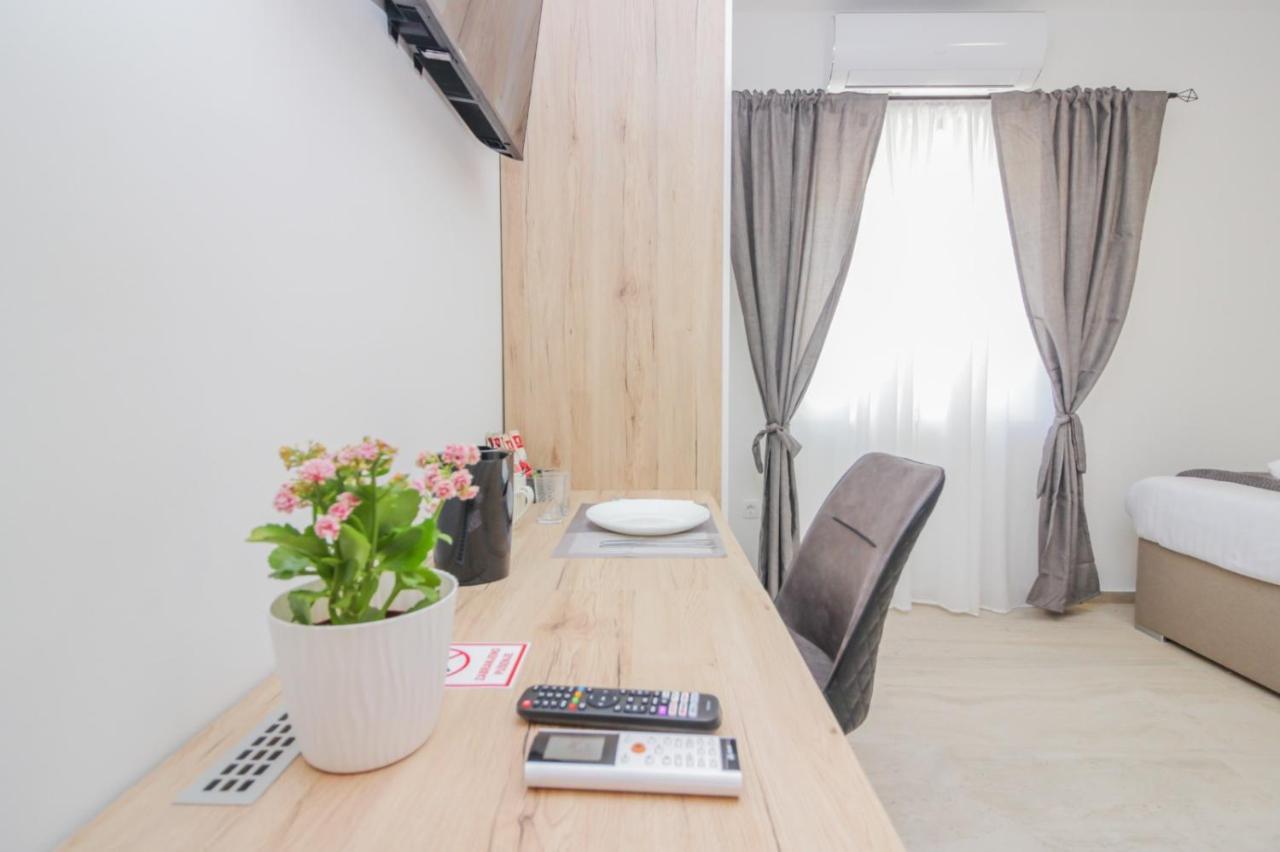 Rooms Zemunik Donji Zemunik Eksteriør billede