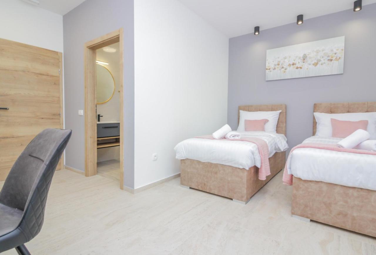 Rooms Zemunik Donji Zemunik Eksteriør billede