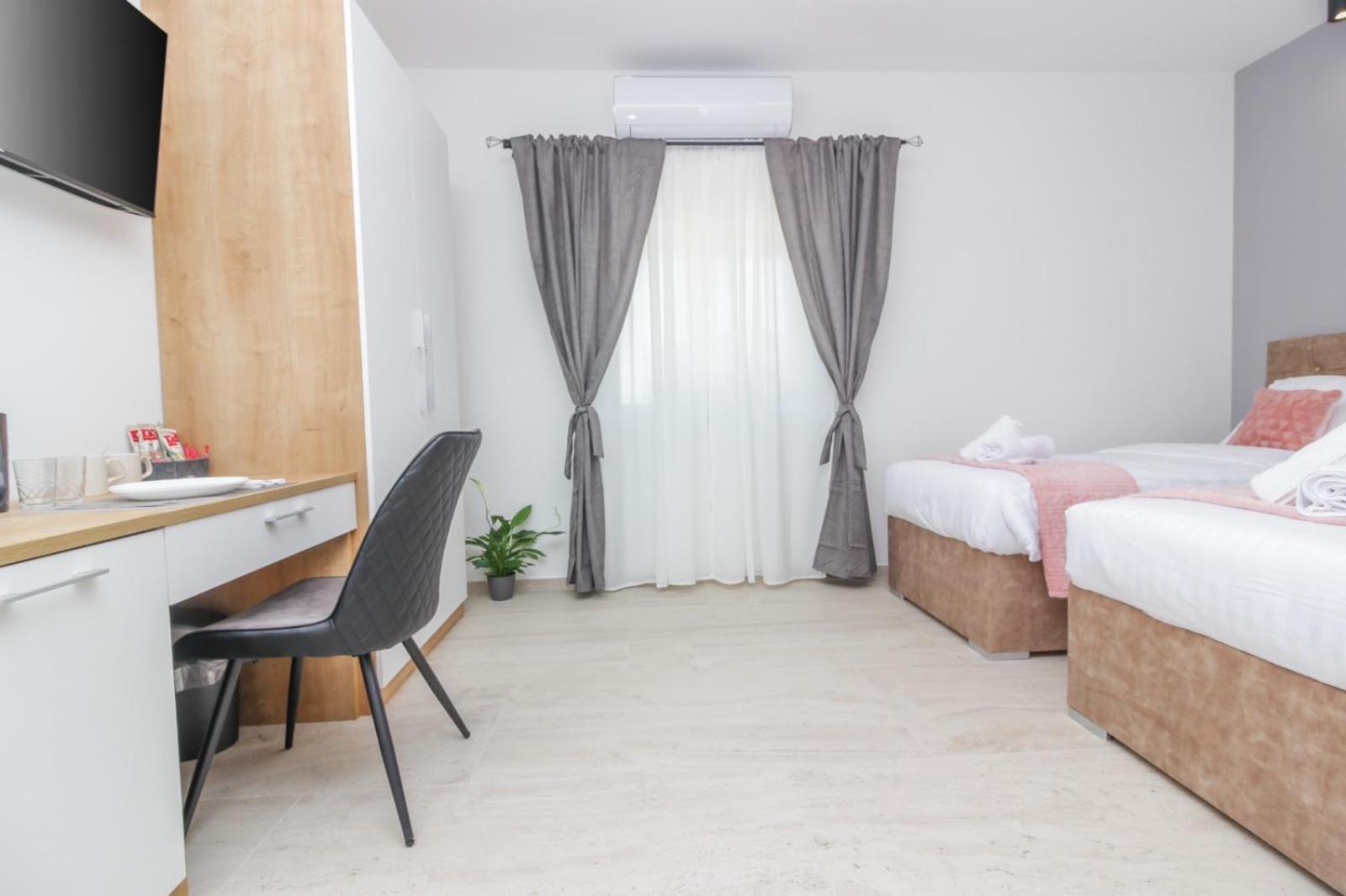 Rooms Zemunik Donji Zemunik Eksteriør billede